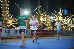 BIB: 4000, 100, 1001, 41994
                            <button type="button" onclick="openModal(21548971)" class="btn btn-primary btn-sm float-right btn-popup" data-toggle="modal" data-target=".modal-high-quality">
                        <i class="fas fa-shopping-cart"></i> Add to Cart
                    </button>
                                            <button type="button" onclick="isThisMe(21548971, true)" class="btn btn-success btn-sm float-right btn-popup btn-isme hidden" data-toggle="tooltip" data-placement="bottom" title="นี่คือรูปของคุณใช่ไหม คลิกที่นี่เพื่อเอาเข้าอัลบั้ม">
                        <i class="fas fa-plus"></i> Add to album
                    </button>
                    <button type="button" onclick="isThisMe(21548971, false)" class="btn btn-warning btn-sm float-right btn-popup btn-isnotme hidden">
                        <i class="fas fa-ban"></i> Remove from album
                    </button>